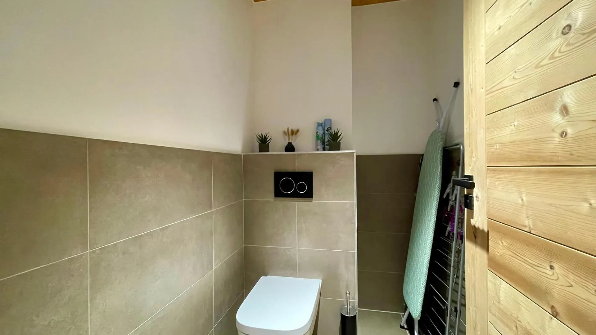 Homency - Residence Les Gentianes Alpe d'Huez 0*,  Frankrike